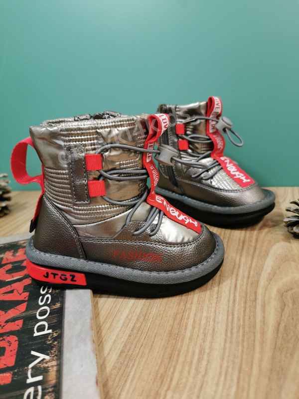 Детски апрески